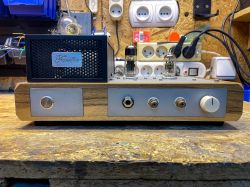 Headphone amplifier on ECC88 and 6N6P that is "FARELKA"