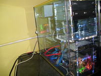 Szukam informacji na temat budowy obudowy PC ze szkła.