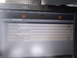 Renault Trafic 2,5 dCi 2007: Sterownik ECU nie załącza kompresora klimatyzacji