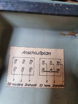 Wyłącznik pasujący do silnika dwubiegowego - poszukiwania