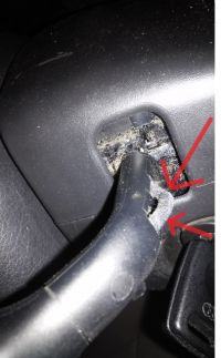 Audi A4 B5: Wipers Acting Erratically After Ignition Key Turned