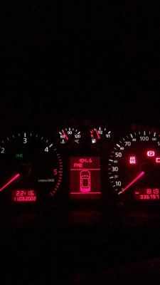 Audi A4 B5 1.9 tdi: Niesprawny licznik FIS - otwarta klapa bagażnika, przeróbka wsadu z C5 na B5