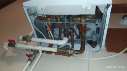 Vaillant Dual-Purpose Gas Furnace: Low Pressure Issues, S54 Code & Expansion Tank Queries