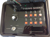 Pozornie bezpieczny i efektowny sterownik do odpalania petard