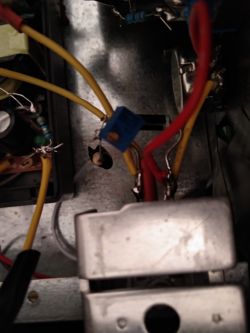 Kompaktowy tester lamp elektronowych Kompaktowy tester lamp elektronowych