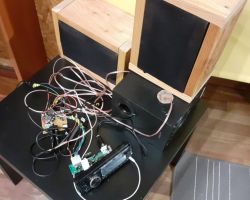 Podłączenie mikrofonów do zestawu nagłośnienia