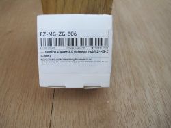 Packaging of Ewelink Zigbee 3.0 Gateway Hub EZ-MG-ZG-806.