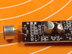 Mikrofon elektretowy na scenie - czy to możliwe? Czy ma sens?