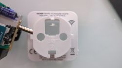 Teardown Action LSC SmartPlug 3202087 BK7231N/CB2S, PCB: WP02GE-F 2023-08-04, with Energy Meter