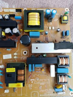 Philips 42PFL9603D/10 - Utrudnione włączanie Wymiana kondensatorów.