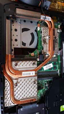 MSI GT70 2PC Dominator - undervolt grafiki GTX 870M - obniżenie temperatury.