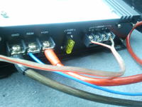 Stukanie w skrzyni basowej Magnat BS30 przy wzmacniaczu Edition Two - co robić?