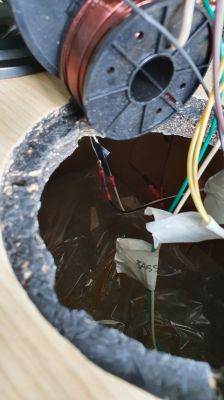 Altus 110 - przeskakiwanie dźwięku po regeneracji głośników i zwrotnic