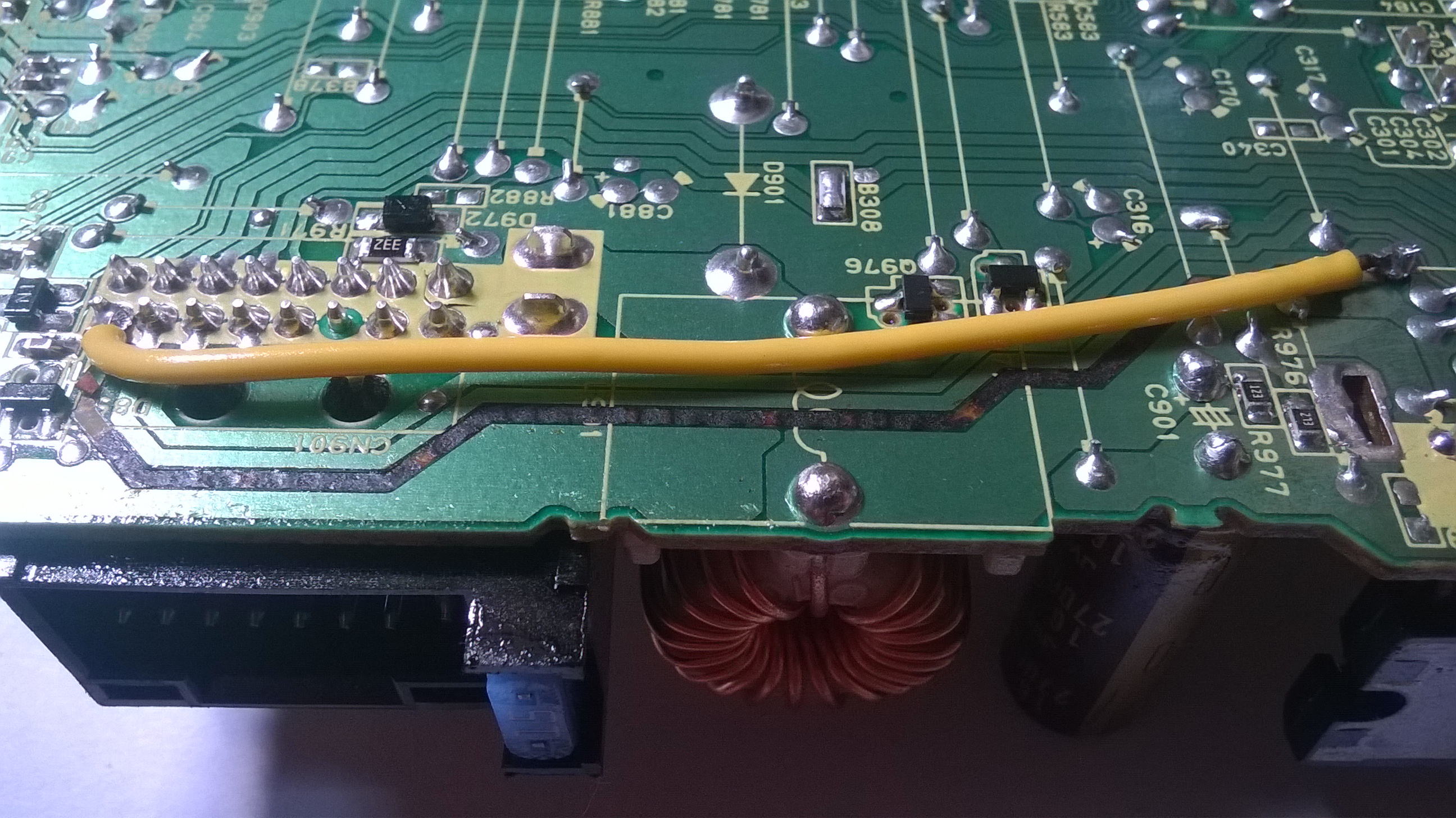 JVC KD-R35 - Po wymianie tb2926chq uruchamia się lecz nie ma dźwięku.