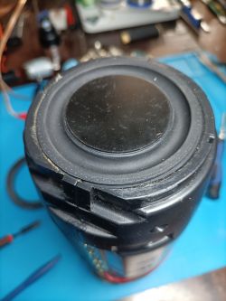 Czym przykleić membranę pasywną?- podróbka JBL Xtreme
