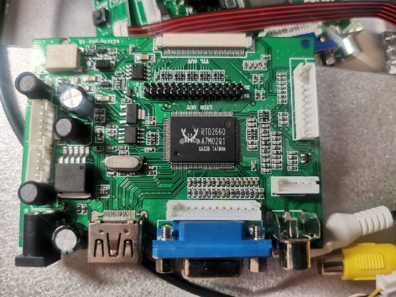 PCB with RTD2660 chip and video ports