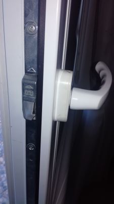 [Solved] Balcony Door Handle Issue: Blocked Tilt, Obtuse Position ...