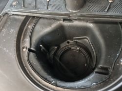 Amica DFM66C8EOiBH MV 637 DCB - błąd E1 i woda pod filtrem odpływu