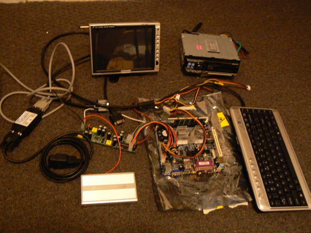 Komputer PC - podłączenie w samochodzie