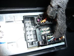 Podłączenie zmieniarki do audi a6