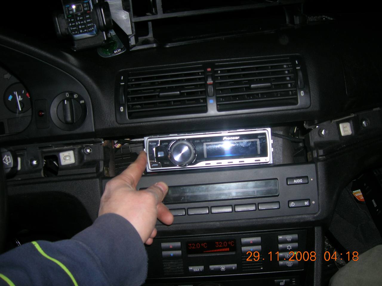 BMW e39 jak zamontować radio na 2din elektroda.pl