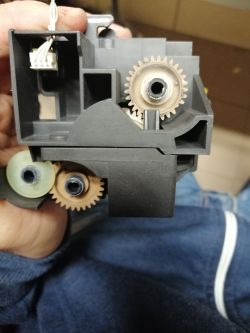 Kyocera P2135 uszkadzający się piec / zrywanie zębatek. Kyocera P2135 uszkadzający się piec / zrywanie zębatek.