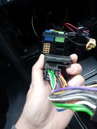 Connection of factory radio audi a4 b7 avant subwoofer and speakers
