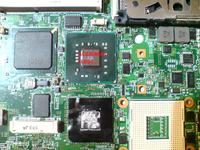 Lenovo W500 - zwarcie na płycie 42w8133, grzeje się CHIP AC826M45 SLB94