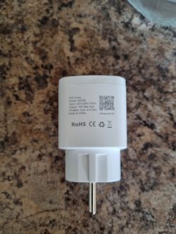 How do I add a smart socket to the Smart Life app? The app does not detect the device