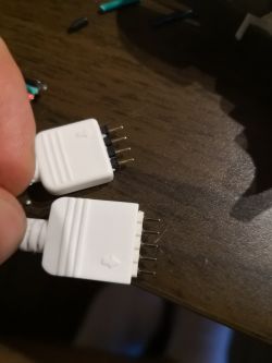 Jak podłączyć taśmę 6 pionowa RGB WW do sterownika RGBW?