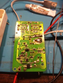 Uklad SMD 5 pin 72d8m - prosba o identyfikacje ukladu