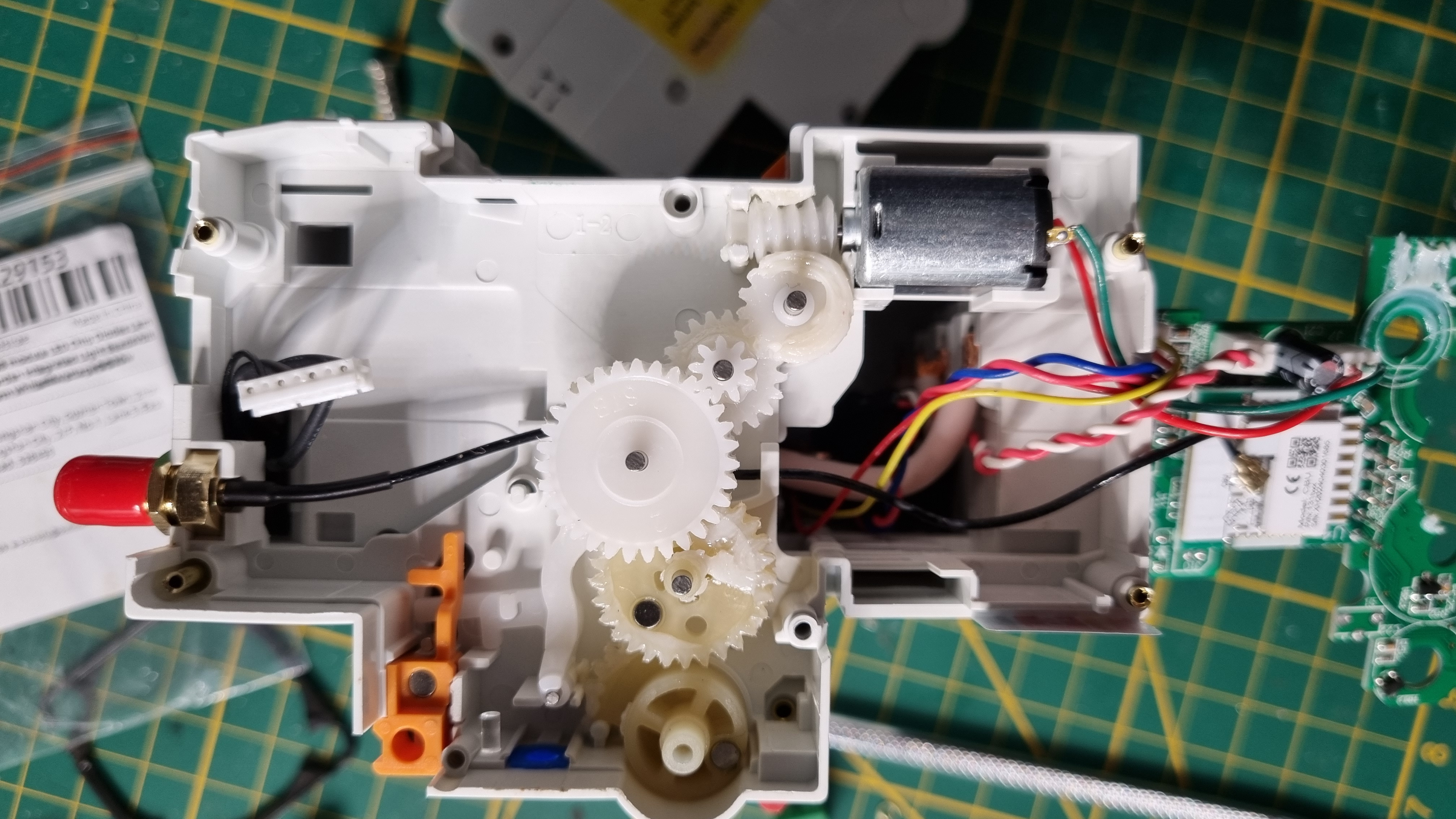 Tuya 63A 3-phase electricity meter - test, interior, firmware change