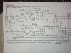 Schemat wzmacniacza PM-40SE z oznaczeniami P401 i P402.
