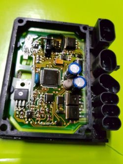 Naprawa płytki sterującej Webasto DW50 po odwrotnym podłączeniu napięcia