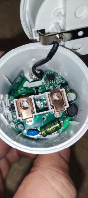 Interior of Elivco 20A Smart Plug Interior of Elivco 20A smart plug with LN882 chip.
