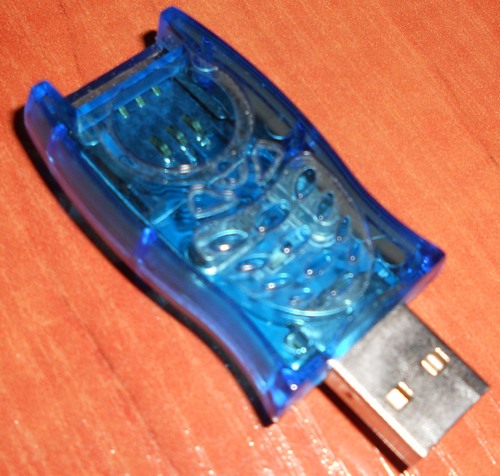 Czytnik kart SIM nie działa pod Windows Vista.