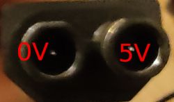 Xbox 360 S - Jak sprawdzić, czy czerwona dioda na zasilaczu oznacza uszkodzenie konsoli?