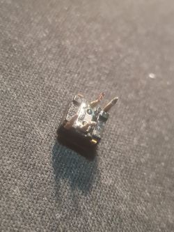Wymiana i lutowanie micro switchy w magnetofonie Technics rs-b555: czy obcinać nogi?