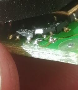 Opel Zafira A [2000 r.] - Prośba o identyfikację elementu SMD w pilocie