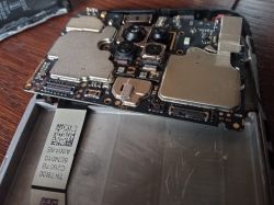 Xiaomi red mi 9 pro Problem z ładowaniem. Murgający wyśwetlacz w telefonie