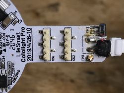 [ESP32+WS2812B] Modularna, rozbudowywalna lampka RGB LifeSmart Cololight Pro