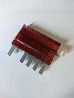 Jak nazywa się i gdzie kupić bezpiecznik 7 pin do Mercedes Sprinter 907?