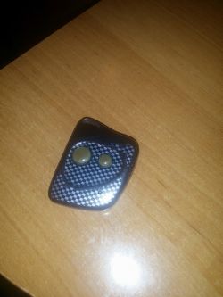 Skoda Fabia 2003 - Jak zidentyfikować model antynapadu na podstawie pilota?