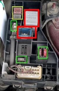Toyota / T25 / Kombi - No radio, air supply, lighter, wipers, sprays