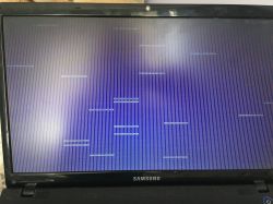 Samsung - Ekran gaśnie, migoczą paski i wzory Samsung - Ekran gaśnie, migoczą paski i wzory