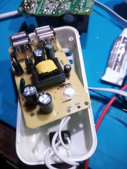 Uklad SMD 5 pin 72d8m - prosba o identyfikacje ukladu