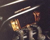 Audi A6 C4 2.6 - Gaśnie po rozgrzaniu do 90°C, brak iskry, wymiana czujnika wału