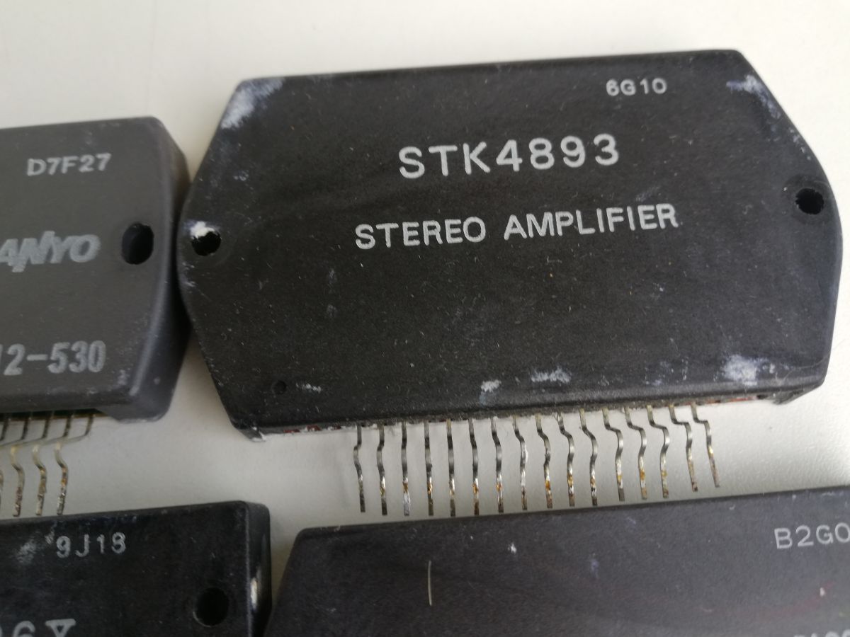 STK3042 ORIGINAL SANYO + HEAT SINK COMPOUND
