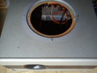 Subwoofer aktywny. Zrobiony z tego co miałem i tanim kosztem Subwoofer aktywny. Zrobiony z tego co miałem i tanim kosztem