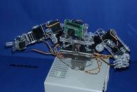 Zaawansowany ludzki robot